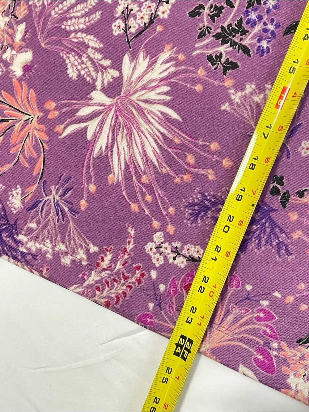 Renee C Floral Pencil Skirt Purple Stretch Knit Pull On Women’s Medium